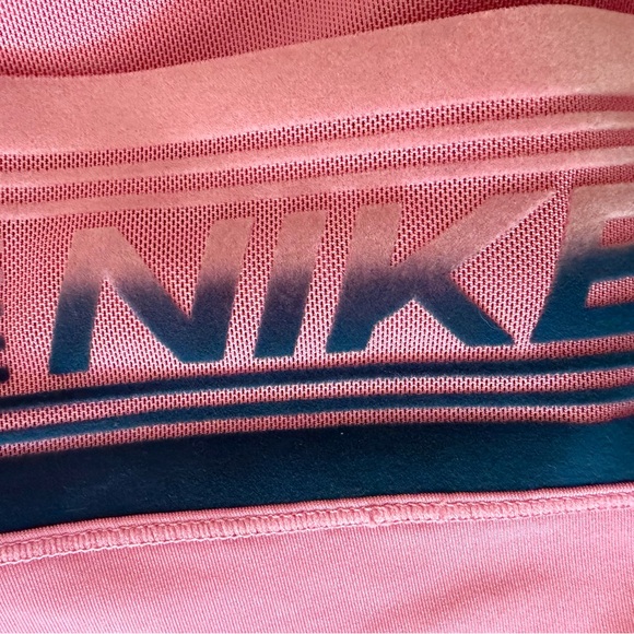 Nike Pro Women's Pink Athletic Shorts Size Small - Picture 7 of 12